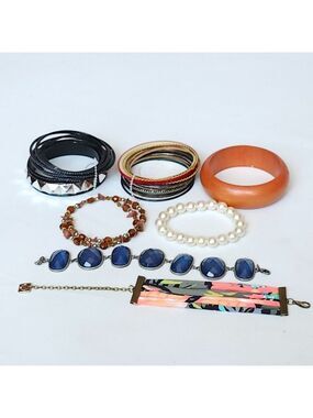 BRACELET AND BANGLES LOT of Jewelry 24 Pieces